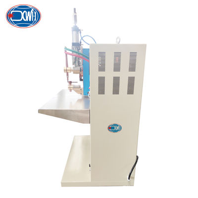 Máquina de soldadura por descarga de condensadores CNC para componentes electrónicos