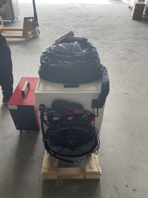 Máquina de soldadura a laser de mão de fibra pequena de 1500 Watt