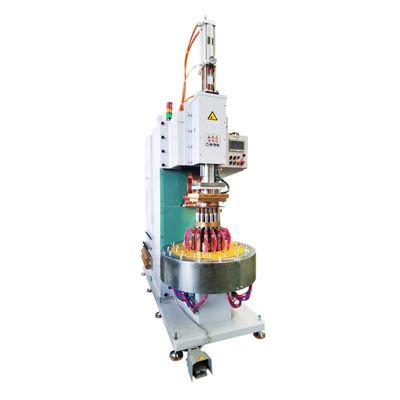 Máquina de soldadura de alumínio alta dos soldadores do ponto do ferro de Freqauency para o depósito de gasolina