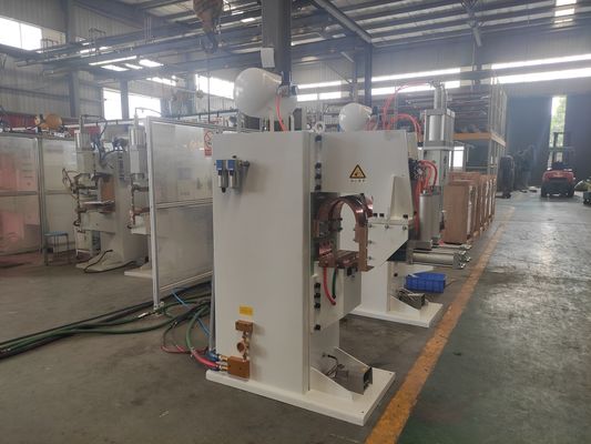 Máquina de soldadura de folhas galvanizadas de projecção estacionária
