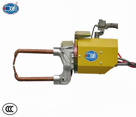 Máquina portátil de soldagem por pontos de 15 KVA, soldagem por pontos refrigerada a água de 220 volts